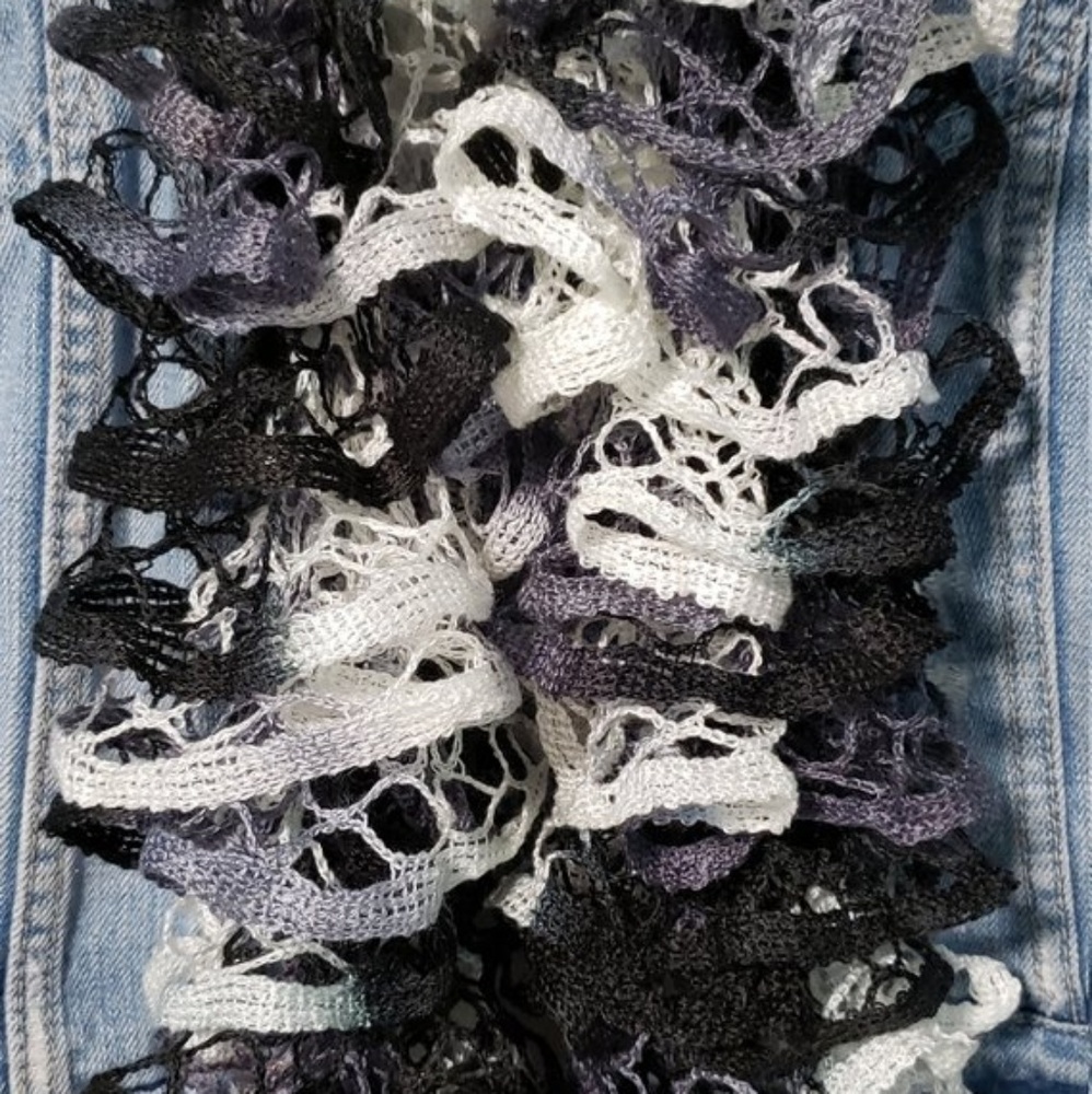 Knitted Ruffle Scarf